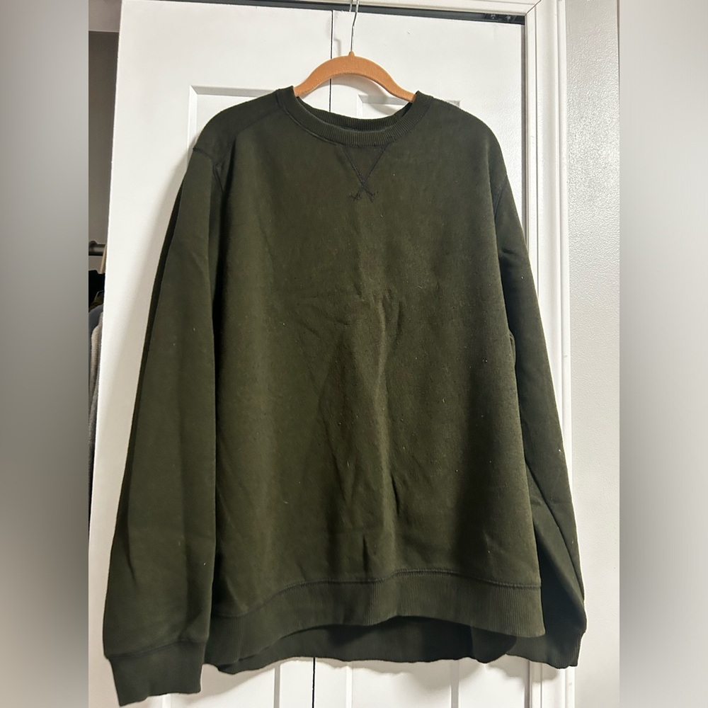 G.H. Bass and Co. Green Sweater